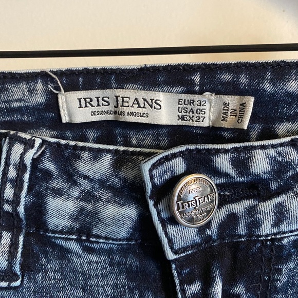Acid Washed High Waisted Iris Jeans - Picture 5 of 5